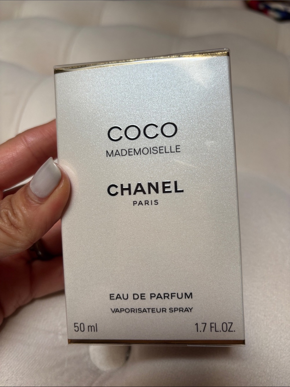 Chanel Gift Set - Picture 2 of 7